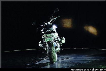 bmw_lorider_2009_06.JPG