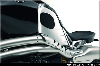 bmw_lorider_2009_17.JPG