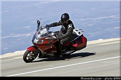 bmw_k1600gt_2011_0010.jpg