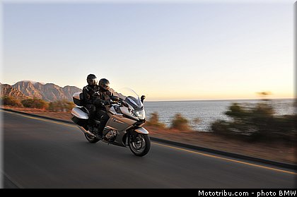bmw_k1600gt_2011_0011.jpg