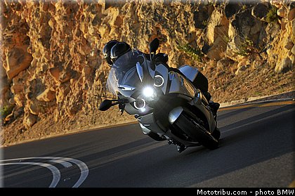 bmw_k1600gt_2011_0039.jpg