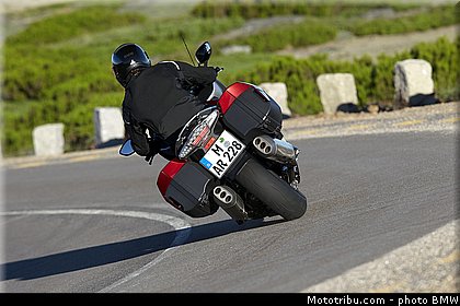 bmw_k1600gt_2011_0069.jpg