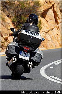 bmw_k1600gt_2011_0102.jpg