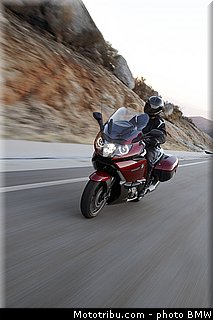 bmw_k1600gt_2011_0107.jpg
