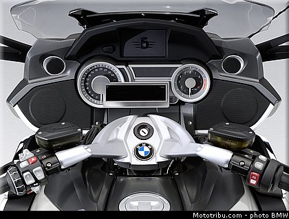 bmw_k1600gt_2011_0197.jpg