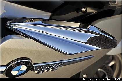 bmw_k1600gt_2011_0231.jpg