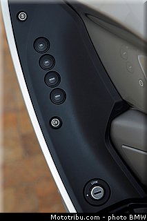 bmw_k1600gt_2011_0244.jpg