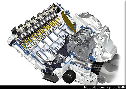 bmw_k1600gt_2011_0256.jpg
