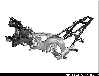 bmw_k1600gt_2011_0270.jpg
