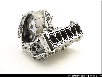 bmw_k1600gt_2011_0275.jpg