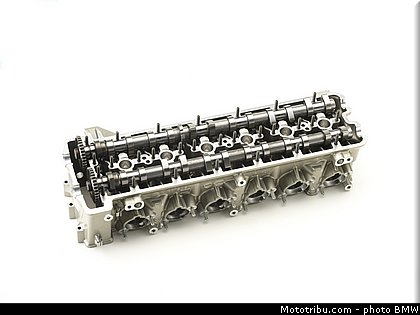 bmw_k1600gt_2011_0276.jpg