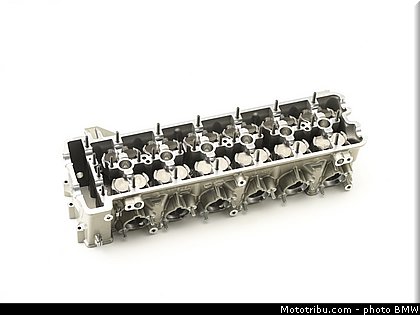 bmw_k1600gt_2011_0277.jpg