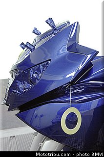 bmw_k1600gt_2011_0330.jpg