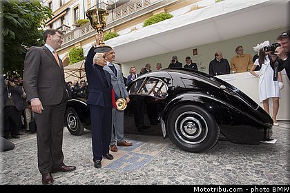 bugatti_57sc_017_concours_elegance_ville_este_2013.jpg