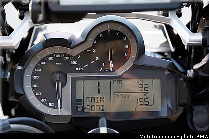 bmw_r_1200_gs_adventure_2014_0100.jpg