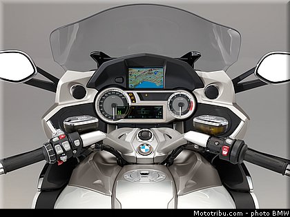 bmw_2014_k_1600_gtl_exclusive_011.jpg