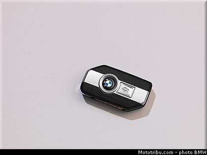 bmw_2014_k_1600_gtl_exclusive_020.jpg