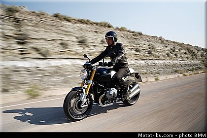 bmw_2014_r_nine_t_0018.jpg
