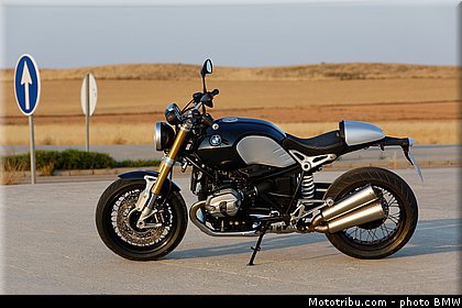 bmw_2014_r_nine_t_0037.jpg
