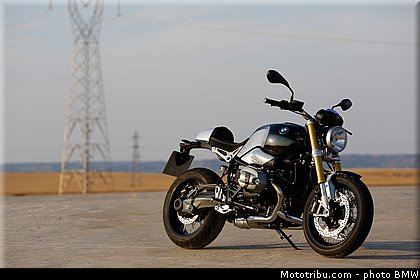 bmw_2014_r_nine_t_0039.jpg