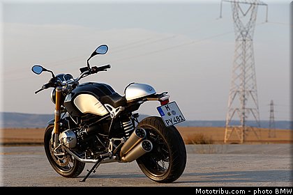 bmw_2014_r_nine_t_0040.jpg