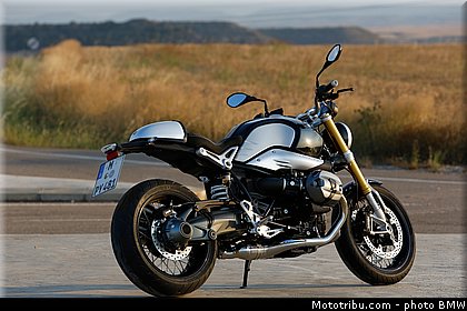 bmw_2014_r_nine_t_0042.jpg