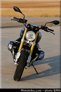 bmw_2014_r_nine_t_0069.jpg