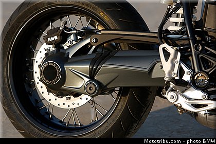 bmw_2014_r_nine_t_0081.jpg