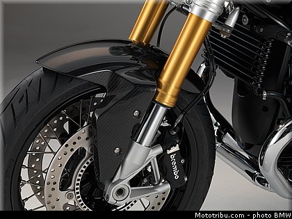 bmw_2014_r_nine_t_0105.jpg
