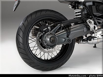bmw_2014_r_nine_t_0110.jpg