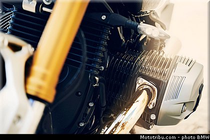 bmw_2014_r_nine_t_0121.jpg