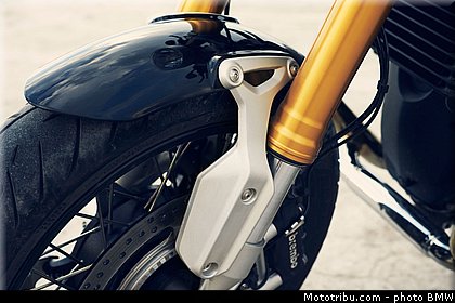 bmw_2014_r_nine_t_0128.jpg