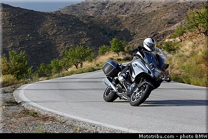 bmw_2014_r_1200_rt_0001.jpg