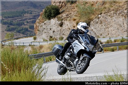 bmw_2014_r_1200_rt_0012.jpg