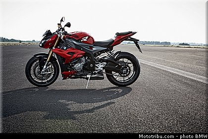 bmw_2014_s_1000_r_0033.jpg