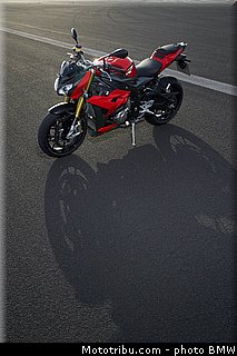 bmw_2014_s_1000_r_0039.jpg