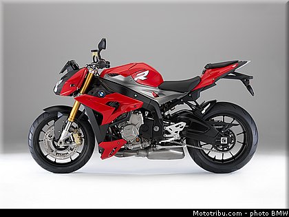 bmw_2014_s_1000_r_0042.jpg