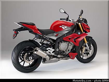 bmw_2014_s_1000_r_0051.jpg