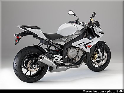 bmw_2014_s_1000_r_0052.jpg