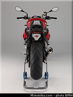 bmw_2014_s_1000_r_0066.jpg
