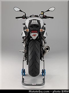bmw_2014_s_1000_r_0067.jpg
