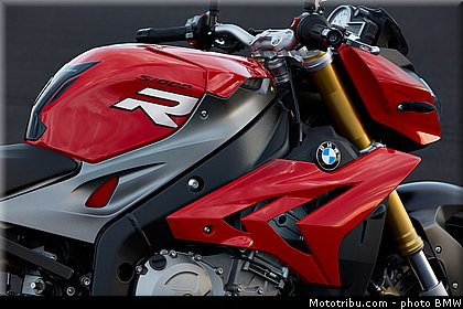 bmw_2014_s_1000_r_0069.jpg