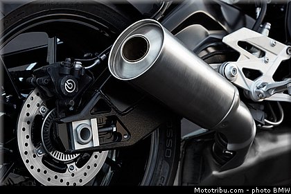 bmw_2014_s_1000_r_0071.jpg