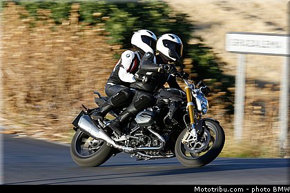 bmw_r_1200_r_2015_0013.jpg