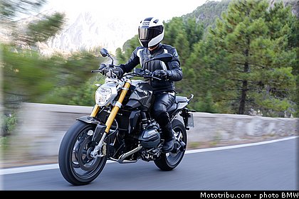 bmw_r_1200_r_2015_0025.jpg