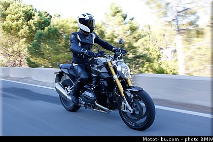 bmw_r_1200_r_2015_0026.jpg