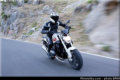 bmw_r_1200_r_2015_0031.jpg