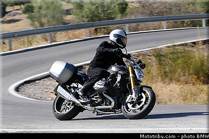 bmw_r_1200_r_2015_0038.jpg