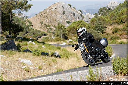 bmw_r_1200_r_2015_0043.jpg