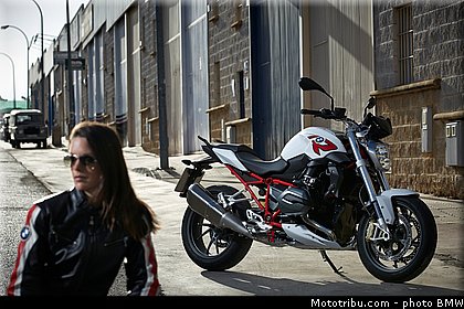bmw_r_1200_r_2015_0056.jpg